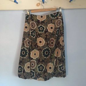 Tristan Bubble hem skirt